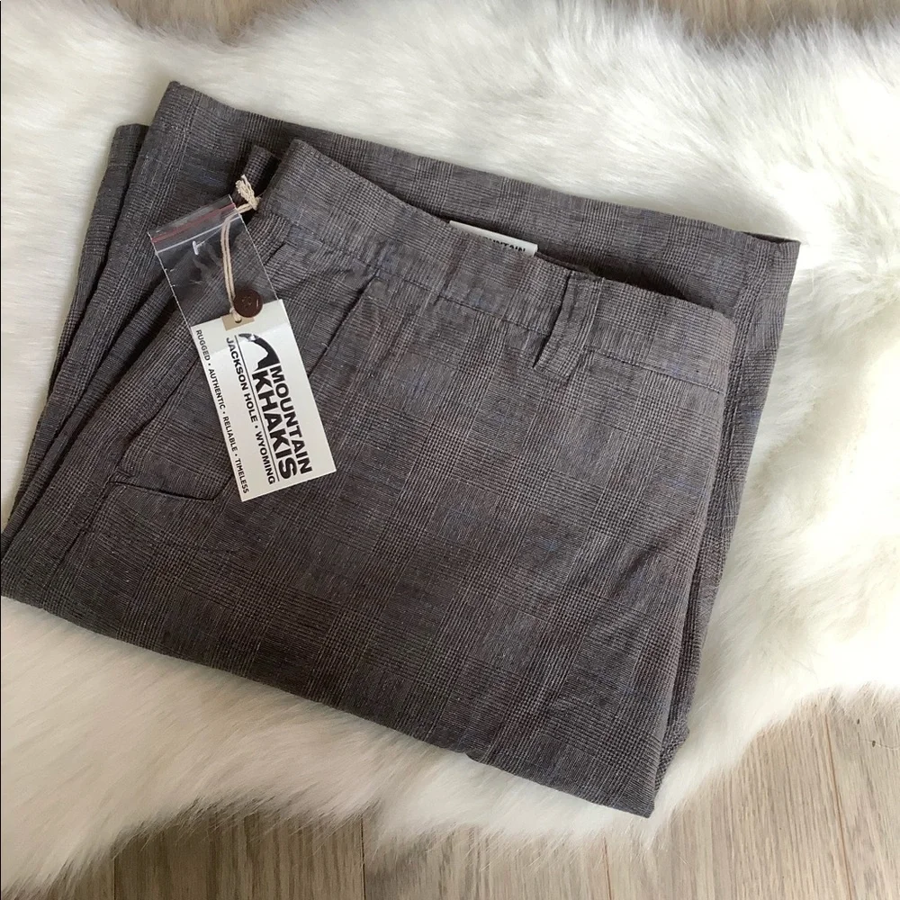 NWT Mountain  khakis gunmetal boardwalk shorts❤️❤️❤️